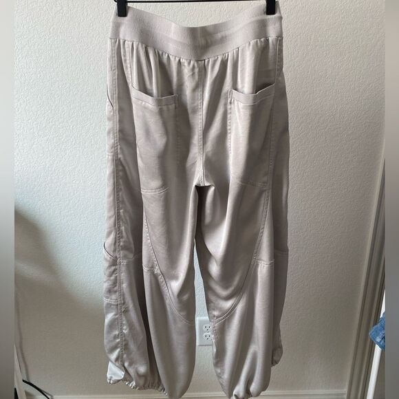 Daily Practice Parachute Pants - Picture 6 of 6